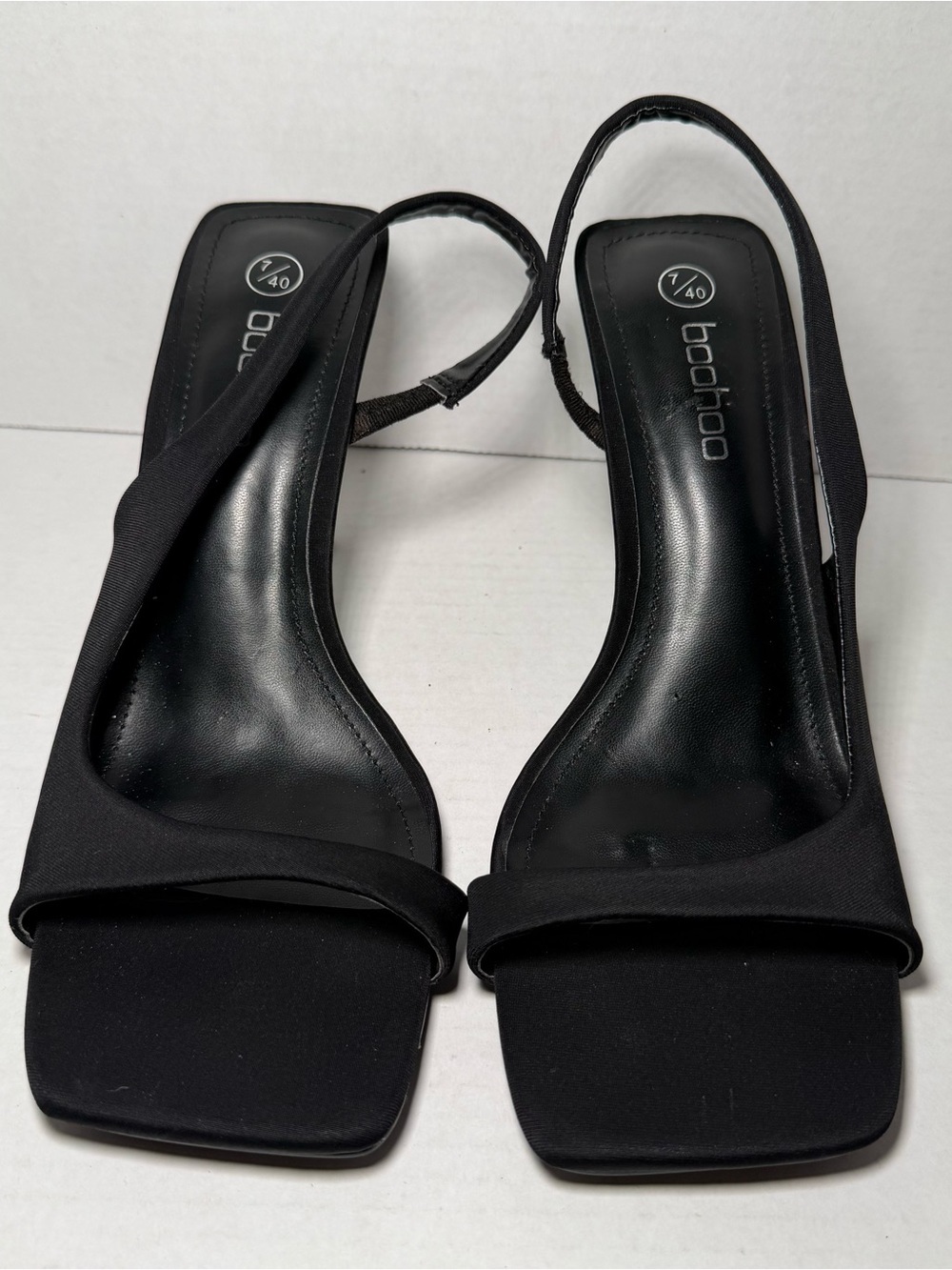Boohoo Open Toe Square Toed Black Heels Sandals Women’s 7 Going Out Vacation